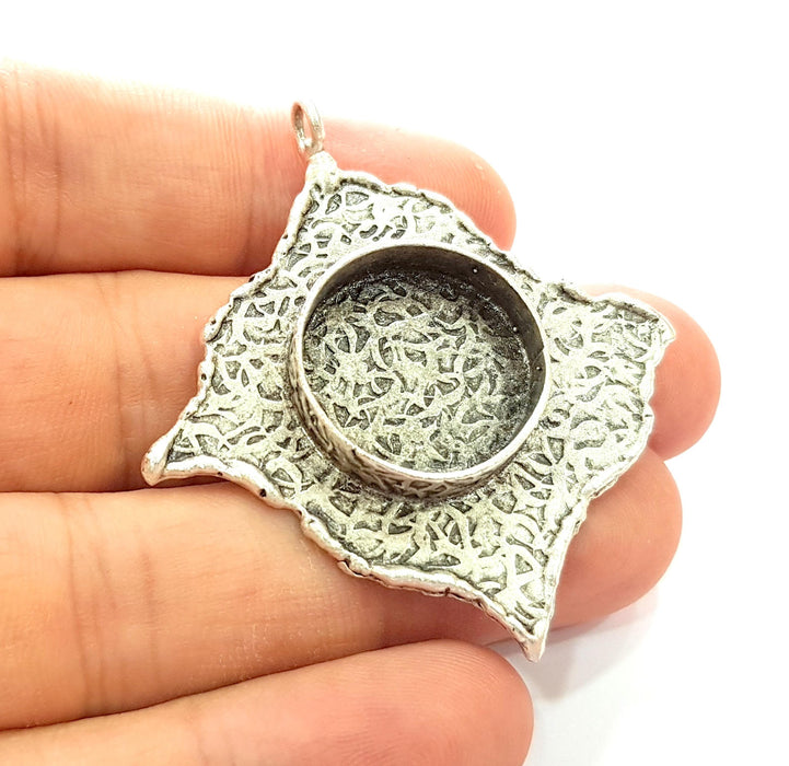 Silver Pendant Blank Bezel Base Setting Necklace Blank Resin Blank Mountings Antique Silver Plated Brass ( 37x33mm )  G8684