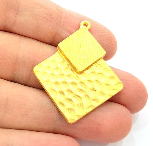 Gold Pendant Gold Plated Hammered Pendant (42x35mm)  G7958