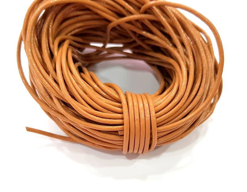 Leather Brown Cord 1mt-3.3 ft (2mm) Round Leather Lacing G7968