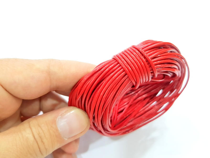 Leather Red Cord 1mt-3.3 ft (1.5mm) Round Leather Lacing G7979