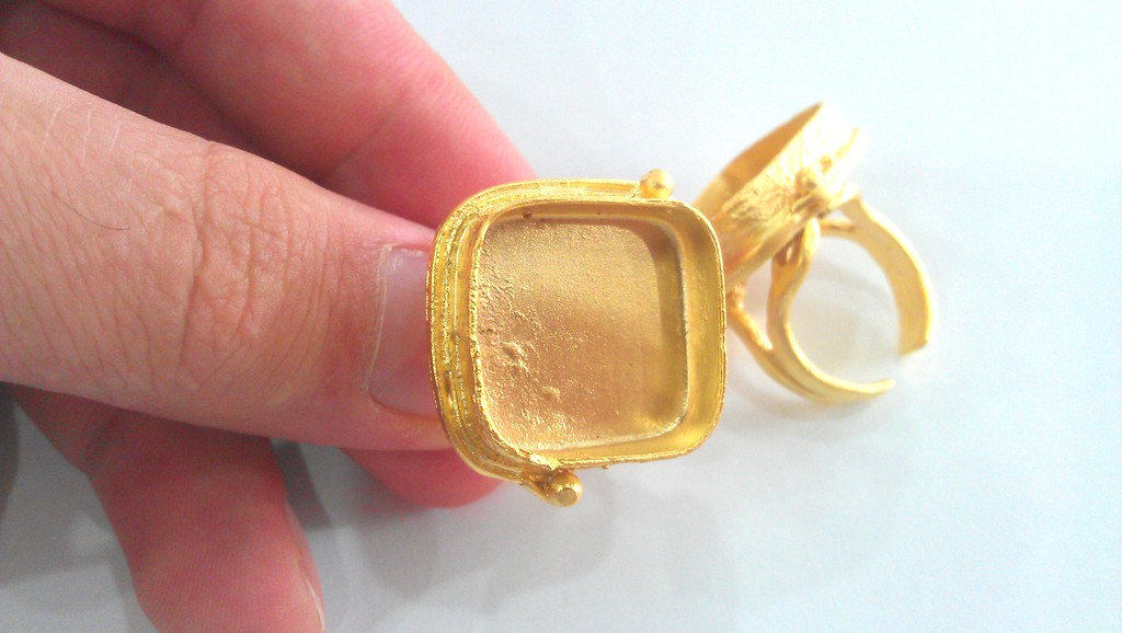 2 Gold Square Ring Blank , Bezel Settings,Cabochon Base,Mountings (20 mm Blank), Gold Plated Brass G10784
