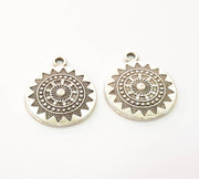 4 Silver Charms Antique Silver Plated Charms (22mm) G8019