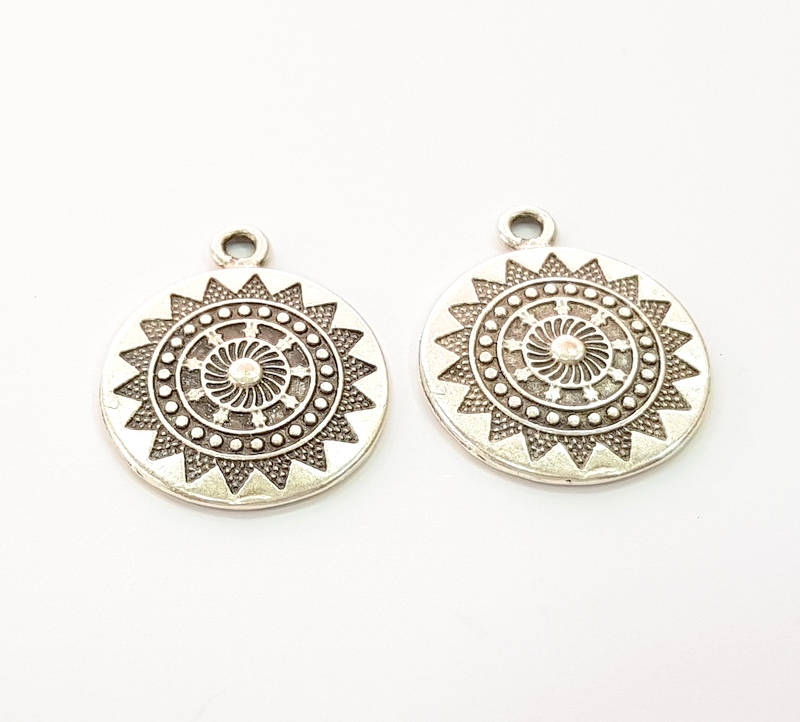 4 Silver Charms Antique Silver Plated Charms (22mm) G8019