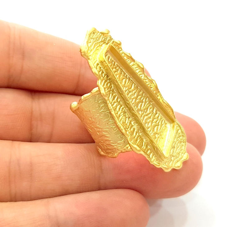 Gold Ring Blank Ring Settings Ring Bezel Base Cabochon Mountings Adjustable  (32x10x6mm blank ) Gold Plated Brass G17502