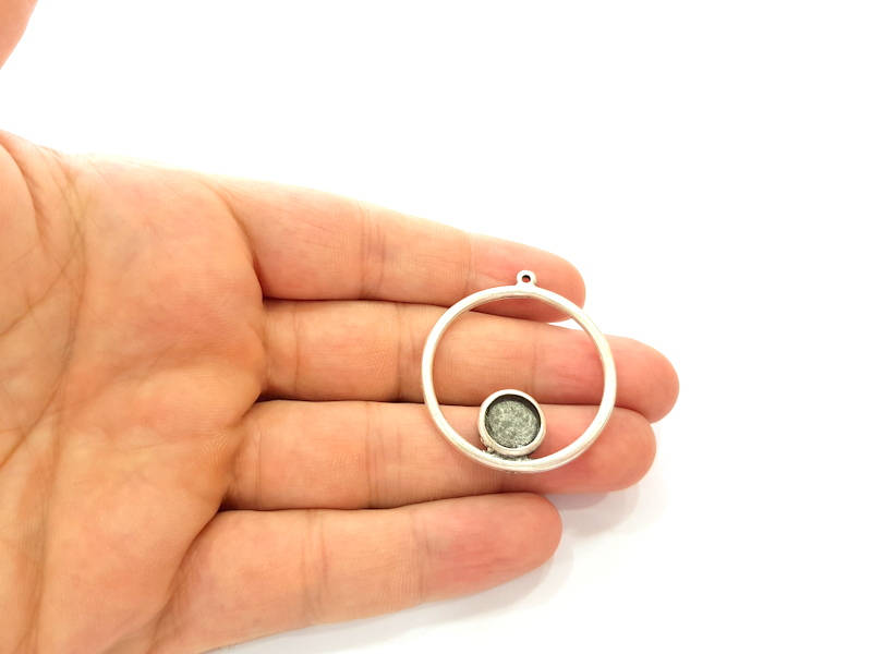 2 Silver Pendant Bezel Blank Earring Component Antique Silver Plated Blanks (10mm Blank) G8070