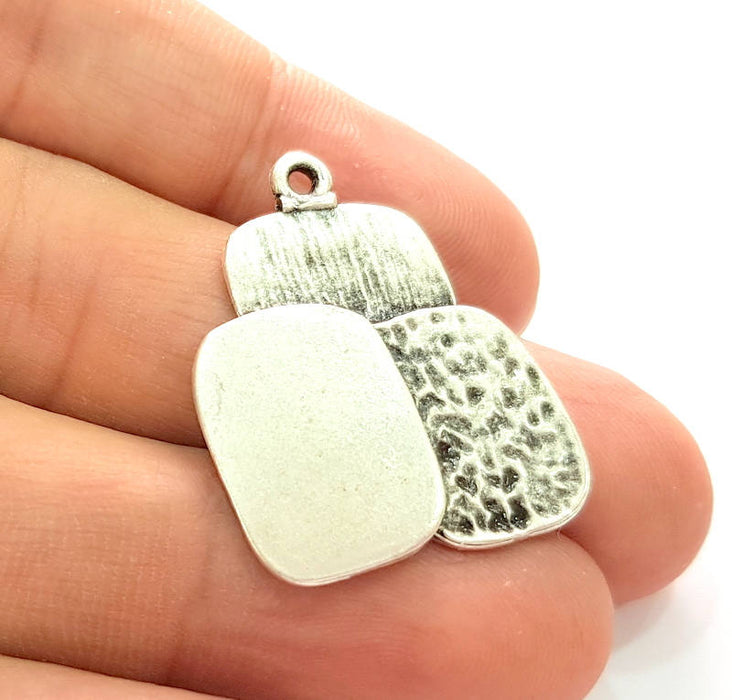 2 Silver Pendant Antique Silver Plated Pendants (32x25mm)  G8112