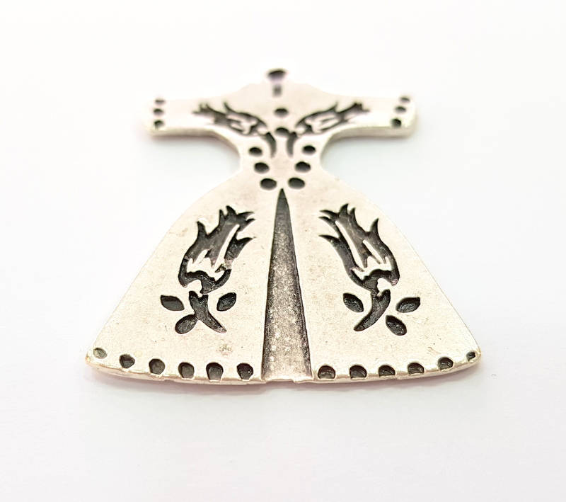 2 Silver Pendant Antique Silver Plated Pendants (46x32mm)  G8140