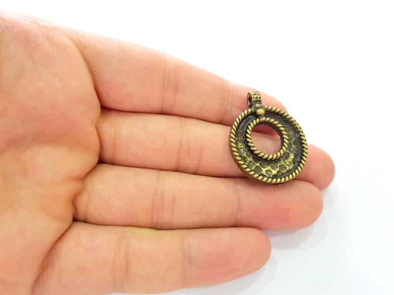 2 Antique Bronze Pendant (26mm) G8187