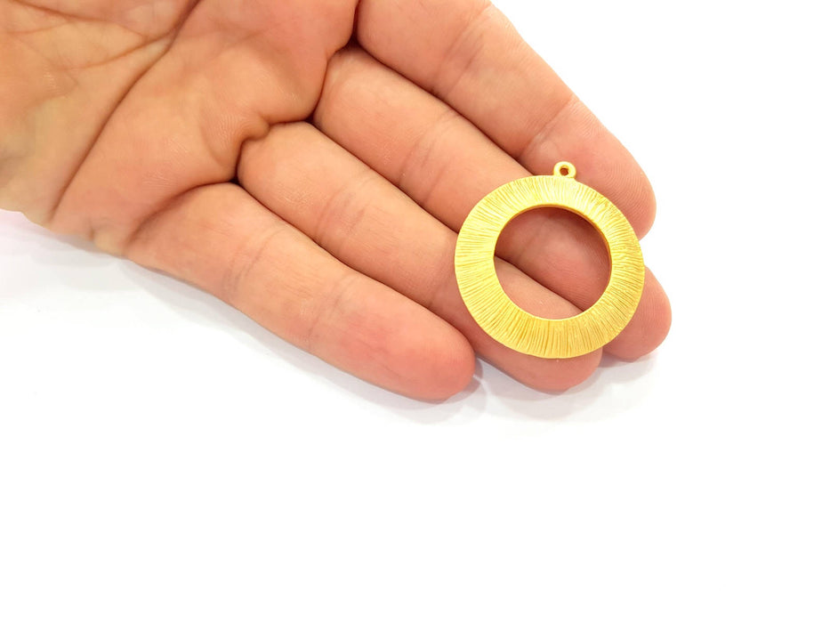 Gold Circle Pendant Gold Plated Pendant (33mm)  G8447