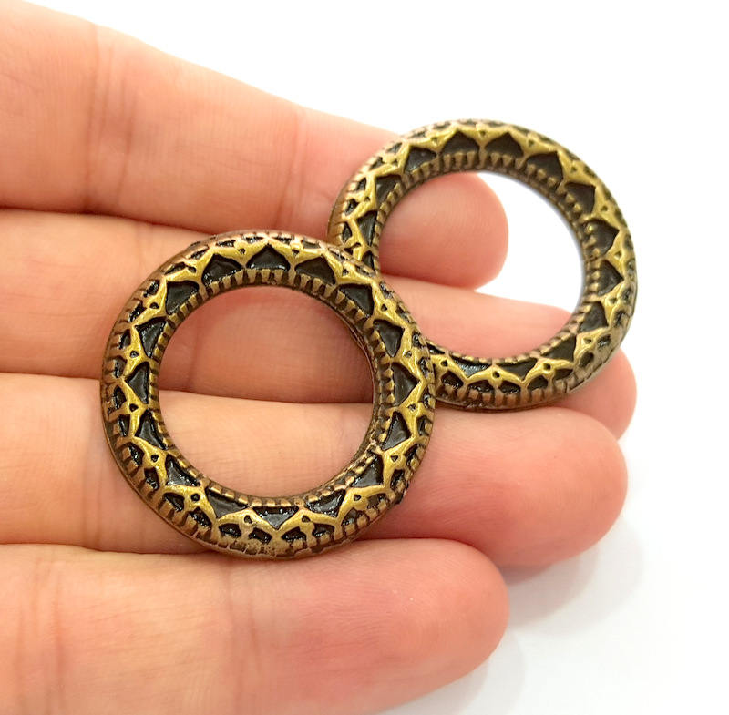 2 Antique Bronze Circle Connector Pendant (34mm) G8205