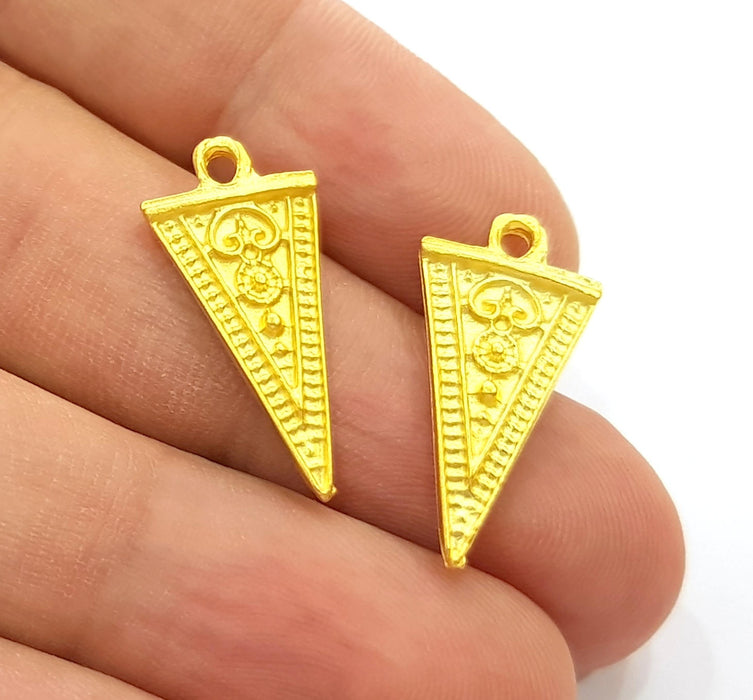 4 Gold Triangle Charm Gold Plated Charms  (25x12mm)  G8799