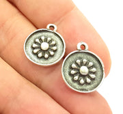 10 Silver Charms Antique Silver Plated Charms (15mm) G8513