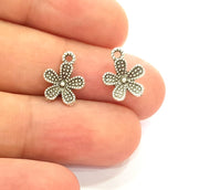 10 Silver Flower Charms Antique Silver Plated Charms (14x11mm) G8226