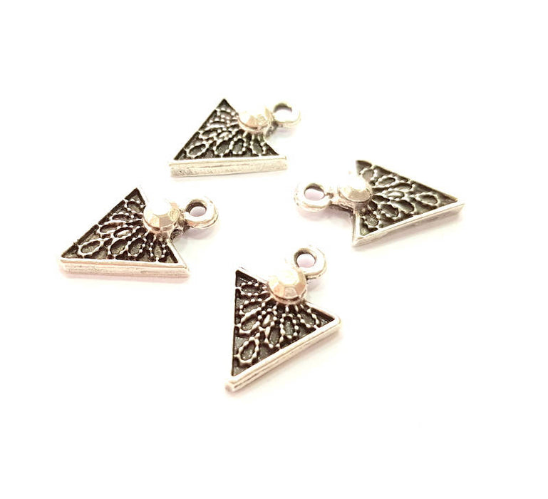 10 Silver Triangle Charms Antique Silver Plated Charms (17x11mm) G8227