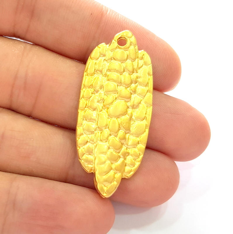 Gold Pendant Gold Plated Pendant (34x20mm) G8249
