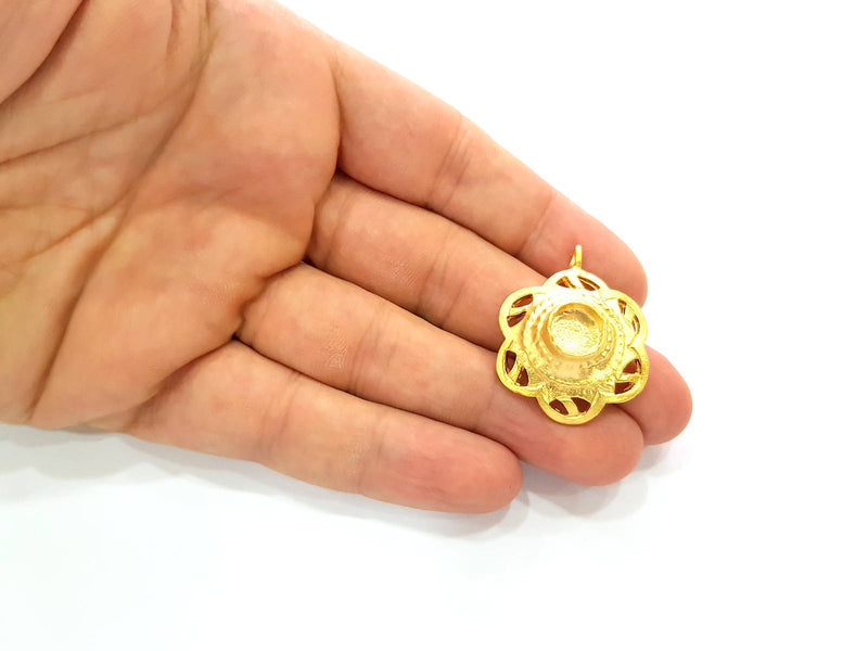 Gold Pendant Blank Base Setting Necklace Blank Resin Blank Mountings Gold Plated Brass ( 29mm blank ) G8567
