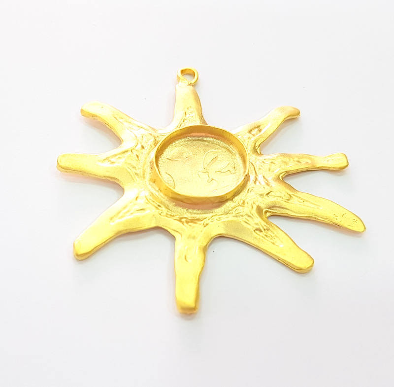 Gold Sun Pendant Blank Base Setting Necklace Blank Resin Blank Mountings Gold Plated Brass ( 20mm blank ) G8279