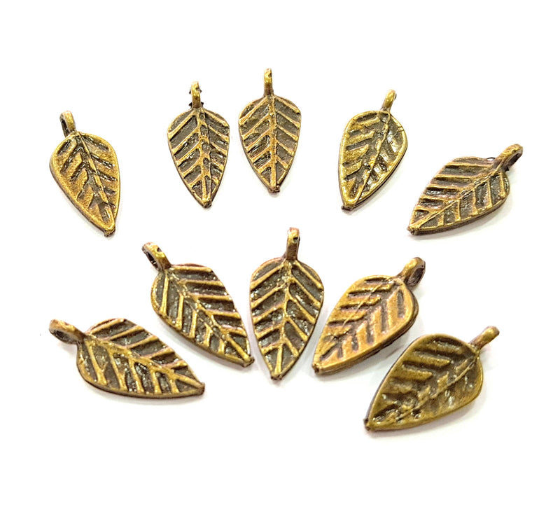 20 Leaf Charm Antique Bronze Charm (18x8mm) G8579