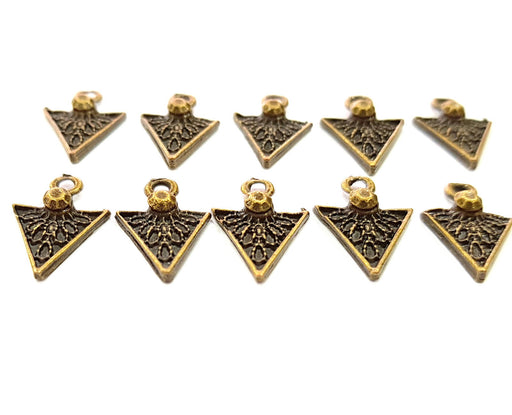 20 Triangle Charm Antique Bronze Plated Charm (16x11mm) G8581