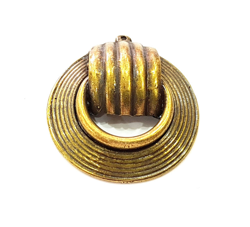 Antique Bronze Plated Pendant (37mm) G8617