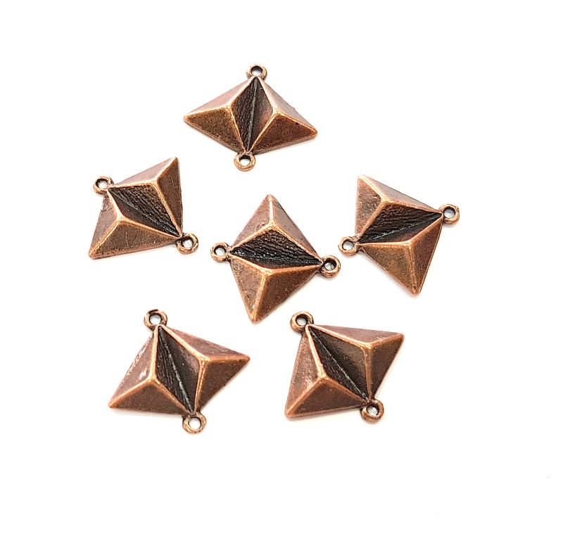 10 Triangle Charm Antique Copper Plated Charm (21x20mm) G8665
