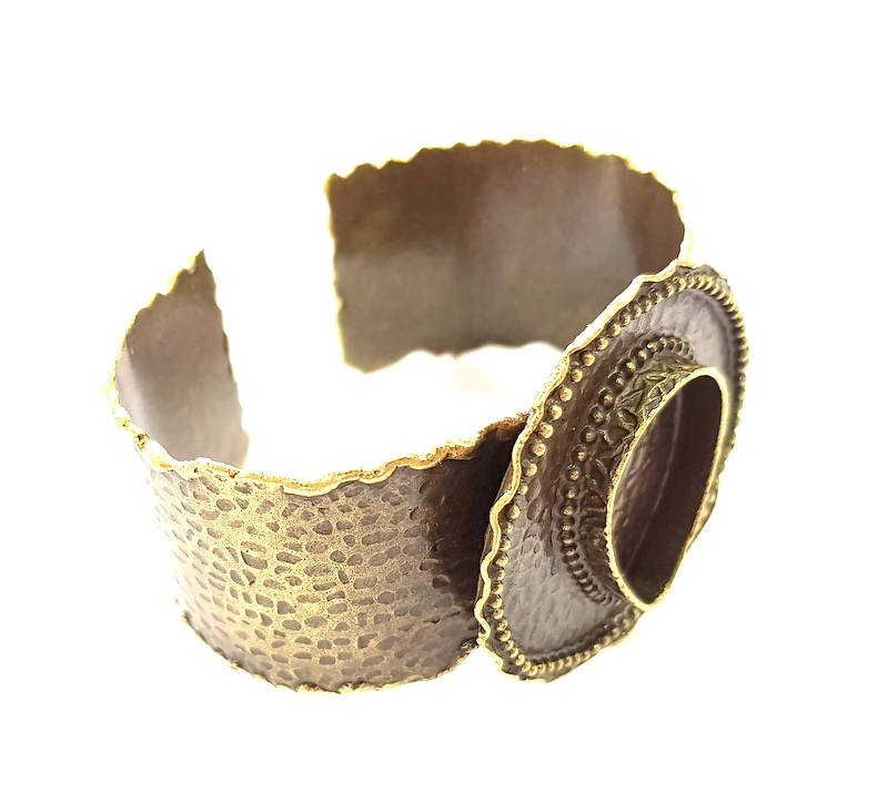 Hammered Bracelet Blanks Bangle Blanks Cuff Blanks Adjustable Bracelet Blank Antique Bronze Plated Brass (25x18mm Blanks) G8771