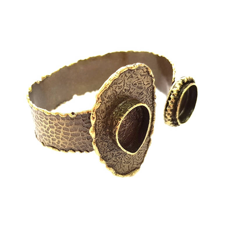 Hammered Bracelet Blanks Bangle Blanks Cuff Blanks Adjustable Bracelet Blank Antique Bronze Plated Brass (16mm and 20x15mm Blanks) G8783