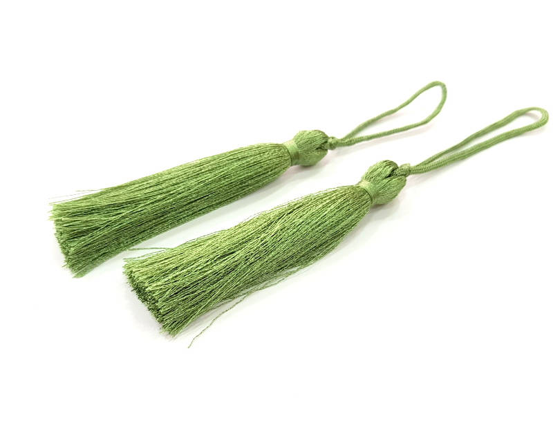 2 Pickle Green Tassel (78 mm - 3 inches) G8307