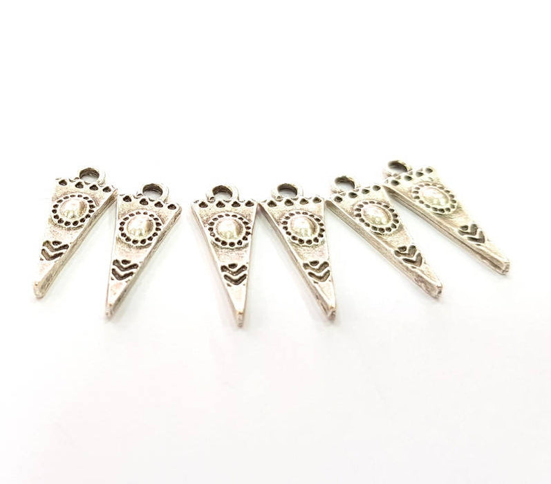 100 Silver Triangle Charms Antique Silver Plated Charms (19x7mm) G11319