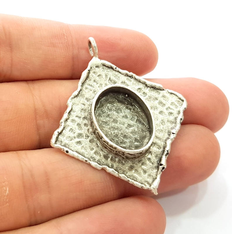 Silver Pendant Blank Bezel Base Setting Necklace Blank Resin Blank Mountings Antique Silver Plated Brass ( 40x40mm )  G8326