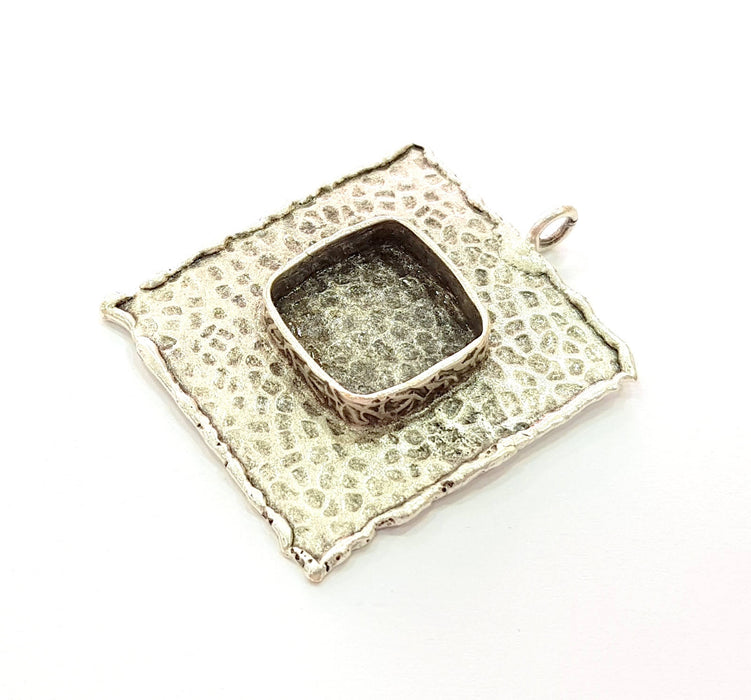 Silver Pendant Blank Bezel Base Setting Necklace Blank Resin Blank Mountings Antique Silver Plated Brass ( 36x34mm )  G8379