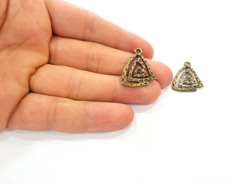 4 Antique Bronze Pendant Antique Bronze Plated Pendant (27x21mm) G8406
