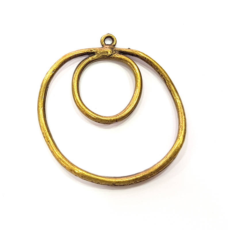 12 Antique Bronze Plated Pendant (50mm) G9441