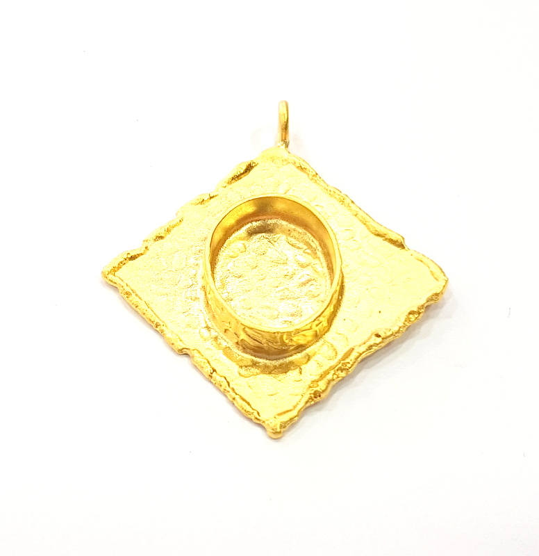 Gold Pendant Blank Base Setting Necklace Blank Resin Blank Mountings Gold Plated Brass ( 46x38mm blank ) G8923
