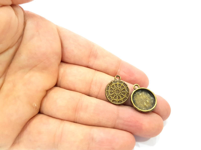 6 Antique Bronze Pendant Blank inlay Blank Mosaic Blank Resin Blank Bezel Base Setting Mountings Antique Bronze Plated (16mm) G8928