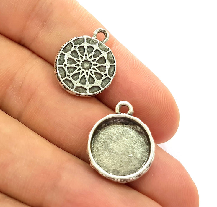 4 Silver Pendant Blank Mosaic Base Blank inlay Blank Necklace Blank Resin Blank Mountings Antique Silver Plated  (17mm blank)  G8929
