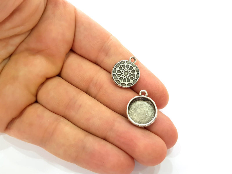 4 Silver Pendant Blank Mosaic Base Blank inlay Blank Necklace Blank Resin Blank Mountings Antique Silver Plated  (17mm blank)  G8929