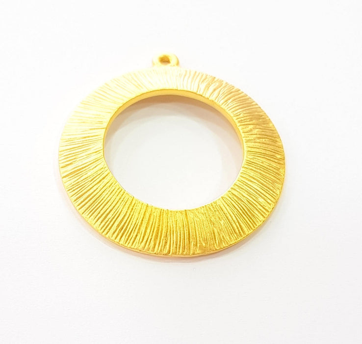 Gold Circle Pendant Gold Plated Pendant (33mm)  G8447