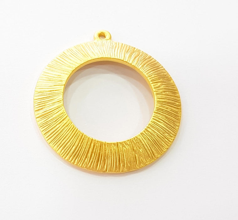 Gold Circle Pendant Gold Plated Pendant (33mm)  G8447