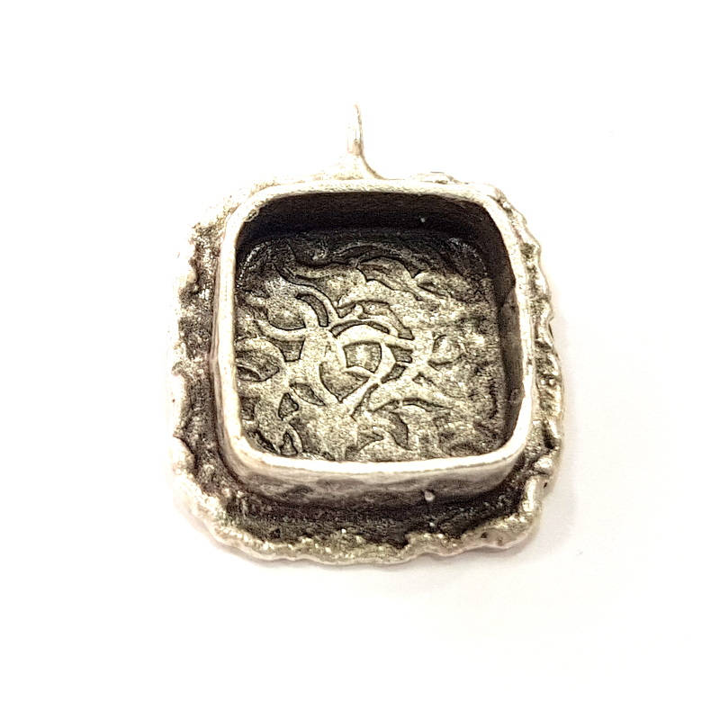 Silver Pendant Blank Resin Blank Mosaic Base Blank inlay Blank Necklace Blank Mountings Antique Silver Plated Brass (15x15mm )  G9081