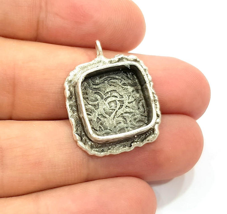 Silver Pendant Blank Resin Blank Mosaic Base Blank inlay Blank Necklace Blank Mountings Antique Silver Plated Brass (15x15mm )  G9081