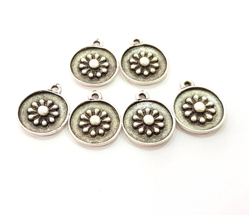 10 Silver Charms Antique Silver Plated Charms (15mm) G8513