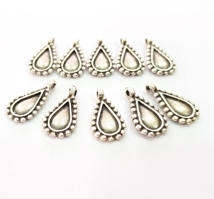 10 Silver Charms Antique Silver Plated Charms (20x11mm) G8515