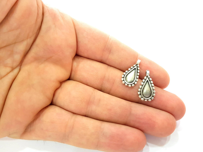 20 Silver Charms Antique Silver Plated Charms (20x11mm) G8515