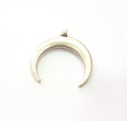 4 Crescent Charm Silver Moon Charm Antique Silver Plated Pendants  (28mm)  G9340