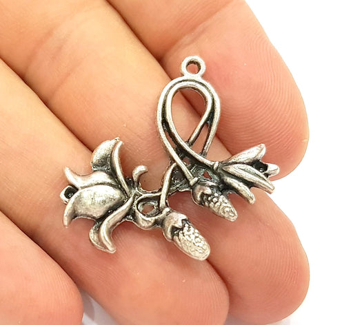 5 Silver Flower Charms Antique Silver Plated Charms (30x30mm) G8613