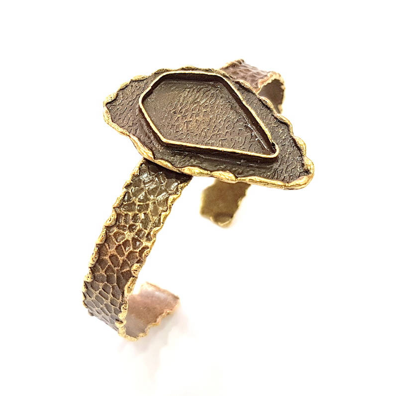Hammered Bracelet Blanks Bangle Blanks Cuff Blanks Adjustable Bracelet Blank Antique Bronze Plated Brass (27x18mm Blanks) G8724