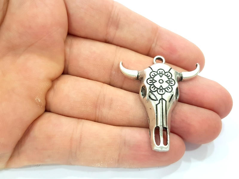 2 Ox Head Skull Pendant Silver Pendant Antique Silver Plated Pendant (42x35mm) G8918