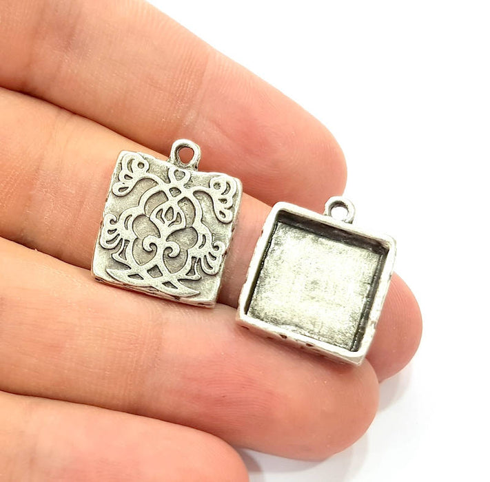 4 Silver Pendant Blank Mosaic Base Blank inlay Blank Necklace Blank Resin Blank Mountings Antique Silver Plated  (18mm )  G8972