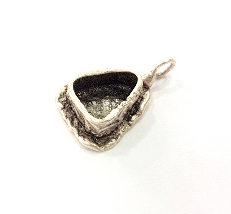 Silver Pendant Blank Mosaic Base Blank inlay Blank Necklace Blank Resin Blank Mountings Antique Silver Plated Brass ( 9x7mm )  G9046